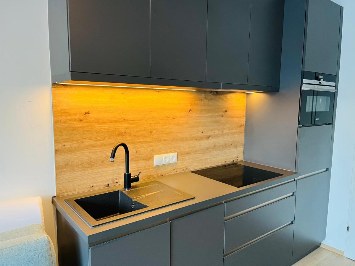 Das Taja Paznaun Penthouse Apartments 湖城 外观 照片